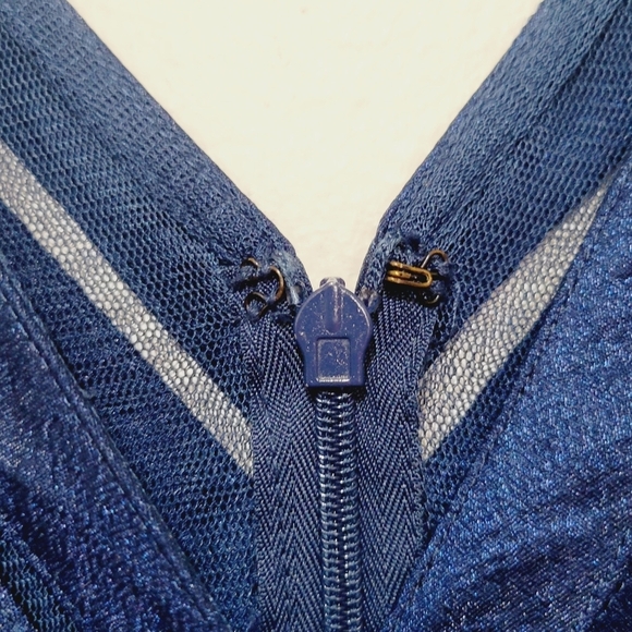 Adrianna Papell Tiered Ruffle Shutter Pleat Blue Cocktail Dress 4 - Picture 6 of 9